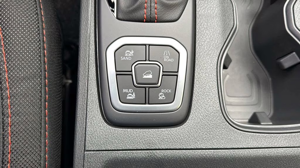 2026 Glacier White Nissan Frontier PRO-4X 4X4 Truck