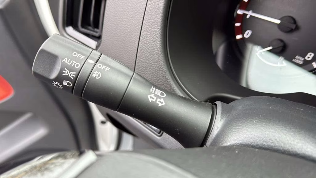 2026 Glacier White Nissan Frontier PRO-4X 4X4 Truck