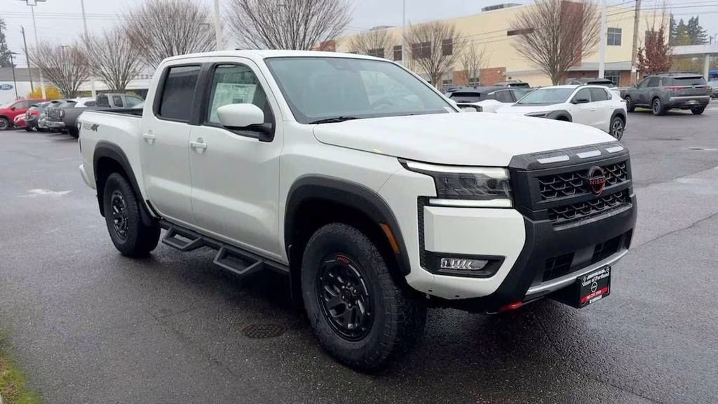 2026 Glacier White Nissan Frontier PRO-4X 4X4 Truck