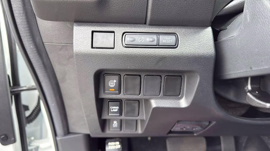 2026 Glacier White Nissan Frontier SV 4X4 Truck