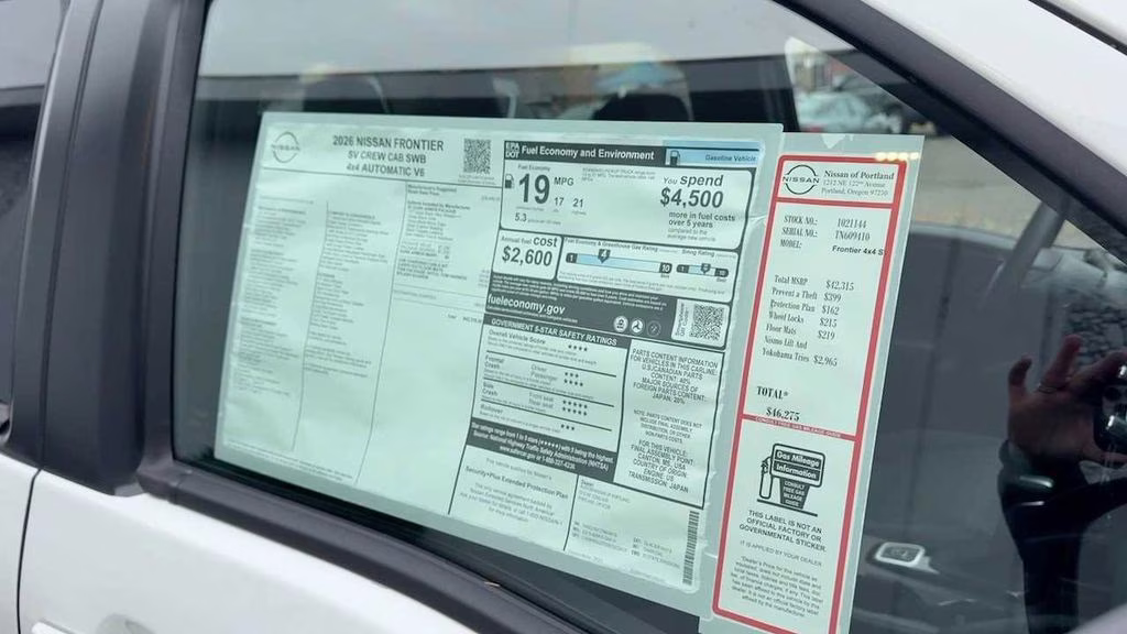 2026 Glacier White Nissan Frontier SV 4X4 Truck