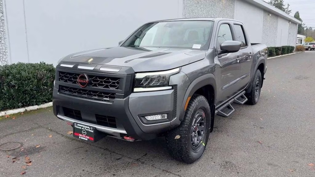 2026 Gun Metallic Nissan Frontier PRO-4X 4X4 Truck