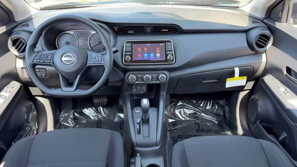2025 Super Black Nissan Kicks Play S FWD SUV