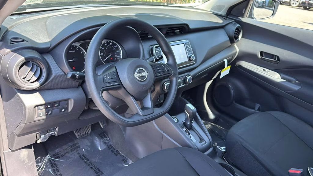 2025 Super Black Nissan Kicks Play S FWD SUV