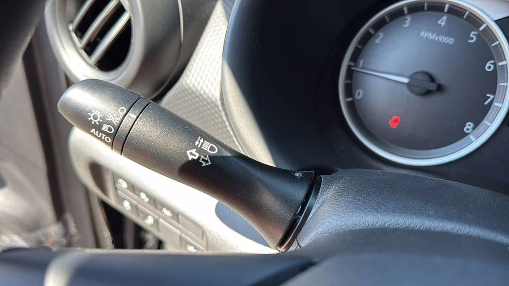 2025 Super Black Nissan Kicks Play S FWD SUV