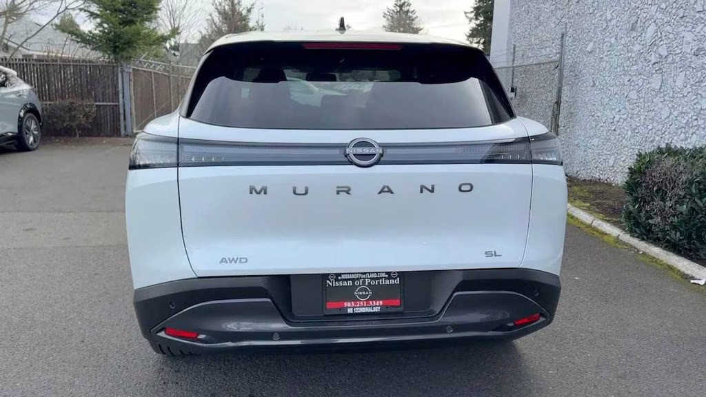 2025 Everest White Pearl Tricoat/Super Black Nissan Murano SL AWD SUV