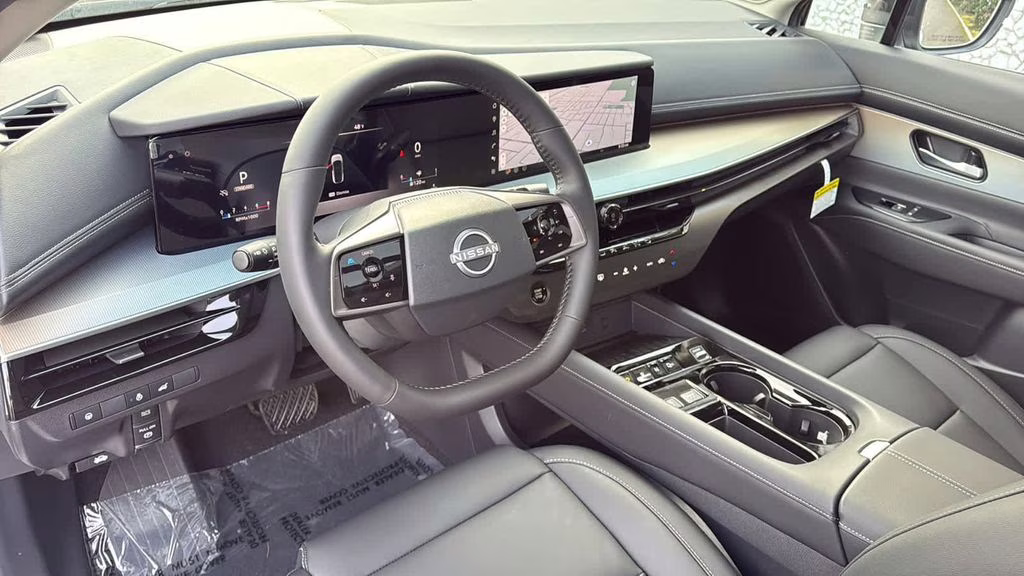 2025 Everest White Pearl Tricoat/Super Black Nissan Murano SL AWD SUV