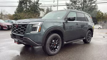 2026 Alpine Metallic/Super Blk Nissan Armada PRO-4X 4X4 SUV