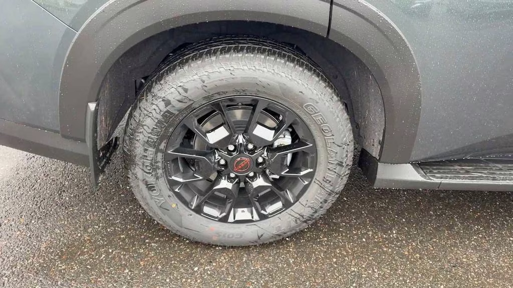 2026 Alpine Metallic/Super Blk Nissan Armada PRO-4X 4X4 SUV