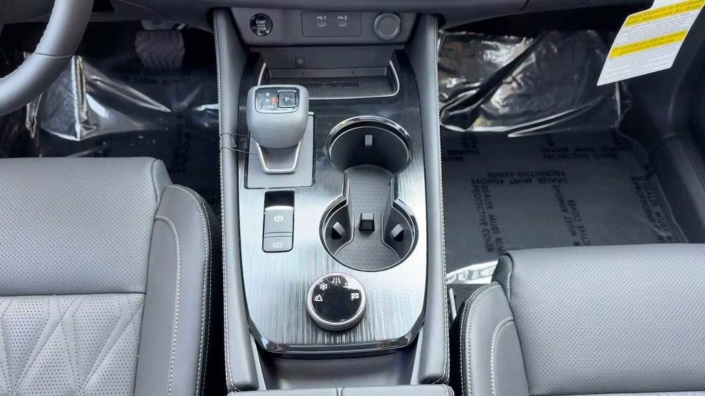 2026 Everest White Pearl Tricoat Nissan Rogue Platinum AWD SUV