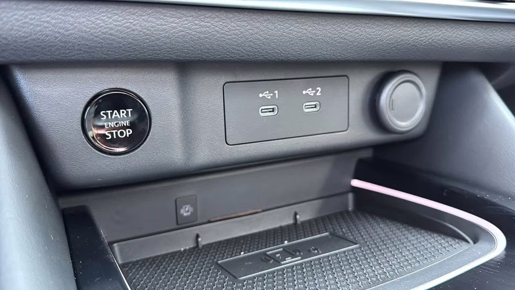 2026 Everest White Pearl Tricoat Nissan Rogue Platinum AWD SUV