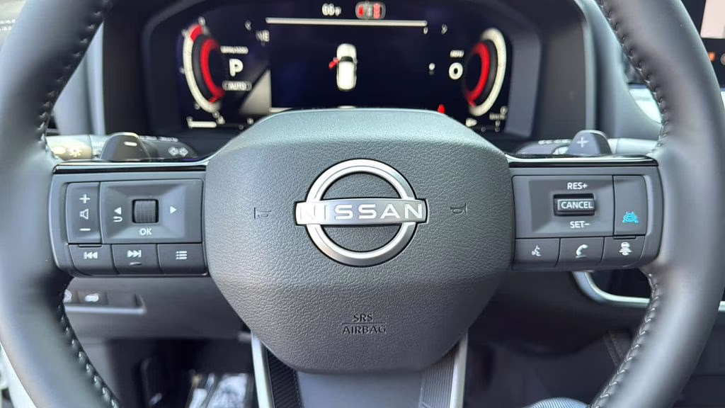 2026 Everest White Pearl Tricoat Nissan Rogue Platinum AWD SUV