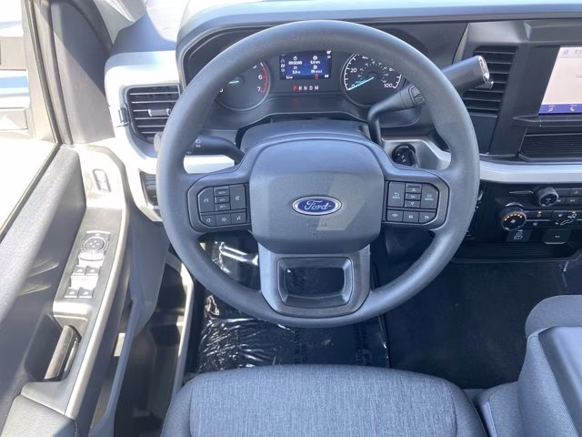 2026 Oxford White Ford Super Duty F-250 SRW STX 4X4 Truck