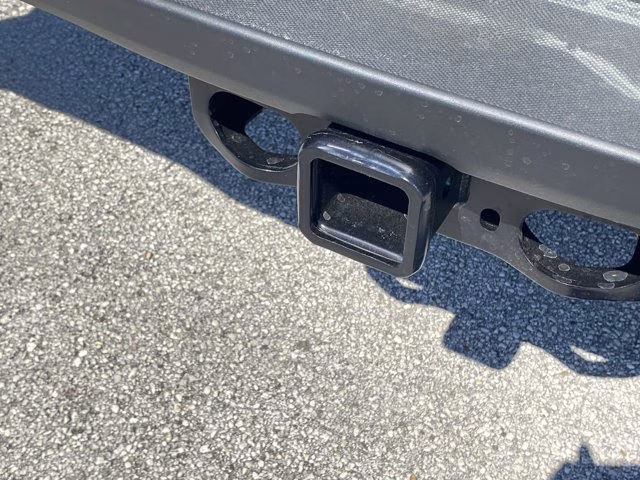 2026 Oxford White Ford Super Duty F-250 SRW XL 4X4 Truck