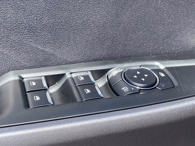 2026 Oxford White Ford Super Duty F-250 SRW XL 4X4 Truck