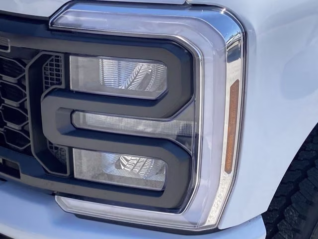 2026 Oxford White Ford Super Duty F-250 SRW STX 4X4 Truck