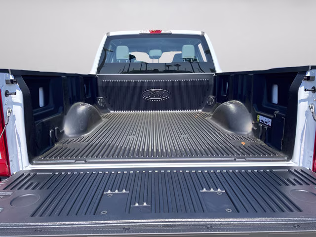 2026 Oxford White Ford Super Duty F-250 SRW STX 4X4 Truck