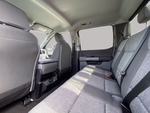 2026 Oxford White Ford Super Duty F-250 SRW STX 4X4 Truck