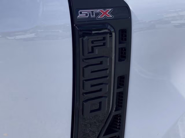 2026 Oxford White Ford Super Duty F-250 SRW STX 4X4 Truck