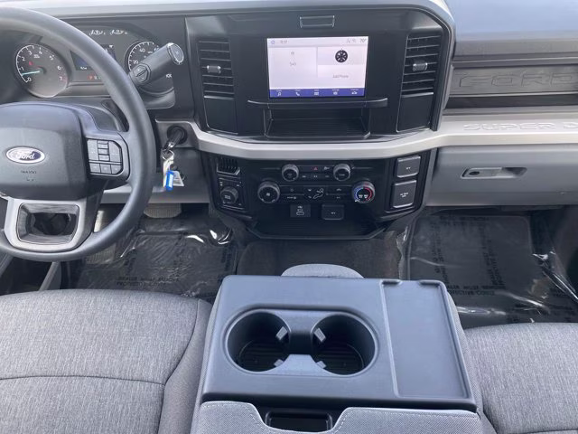 2026 Oxford White Ford Super Duty F-250 SRW STX 4X4 Truck
