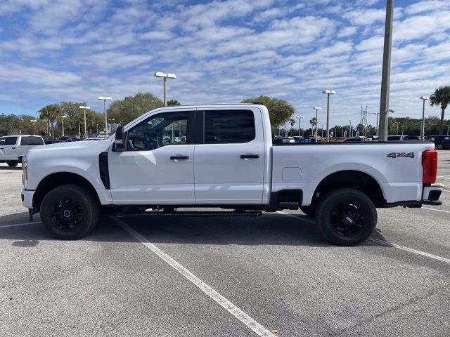 2026 Oxford White Ford Super Duty F-250 SRW XL 4X4 Truck