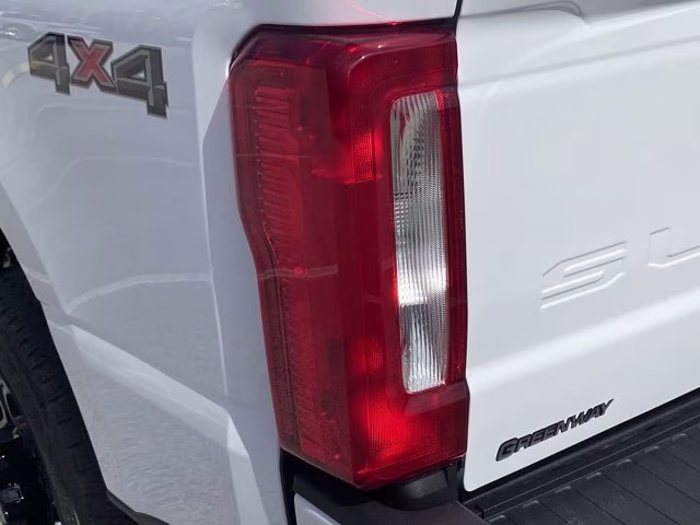 2026 Oxford White Ford Super Duty F-250 SRW STX 4X4 Truck