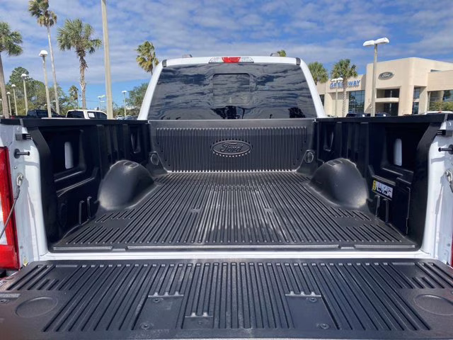 2026 Oxford White Ford Super Duty F-250 SRW XL 4X4 Truck