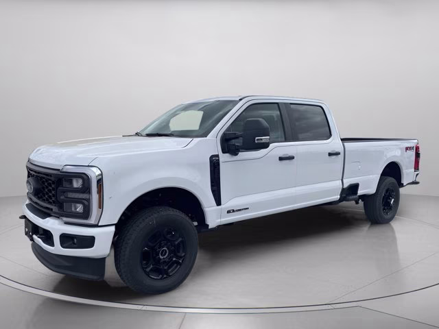 2026 Avalanche Ford Super Duty F-350 SRW Lariat 4X4 Truck