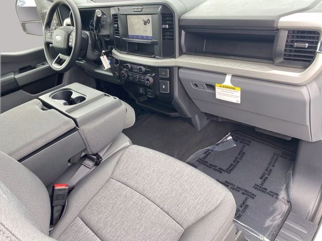 2026 Avalanche Ford Super Duty F-350 SRW Lariat 4X4 Truck
