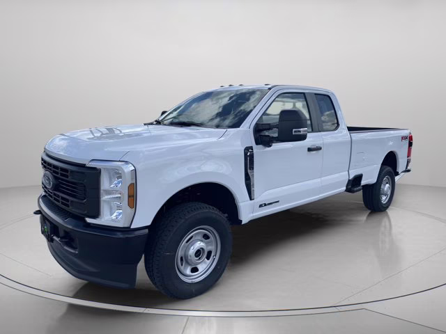 2026 Oxford White Ford Super Duty F-350 SRW XL 4X4 Truck