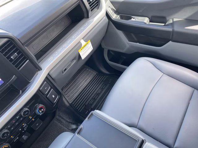 2026 Oxford White Ford Super Duty F-350 SRW XL 4X4 Truck