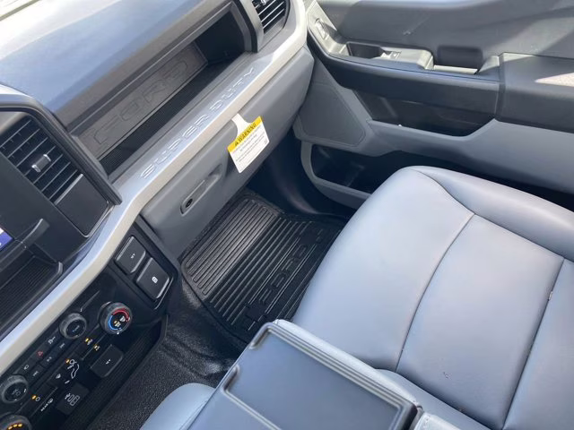 2026 Oxford White Ford Super Duty F-350 SRW XL 4X4 Truck