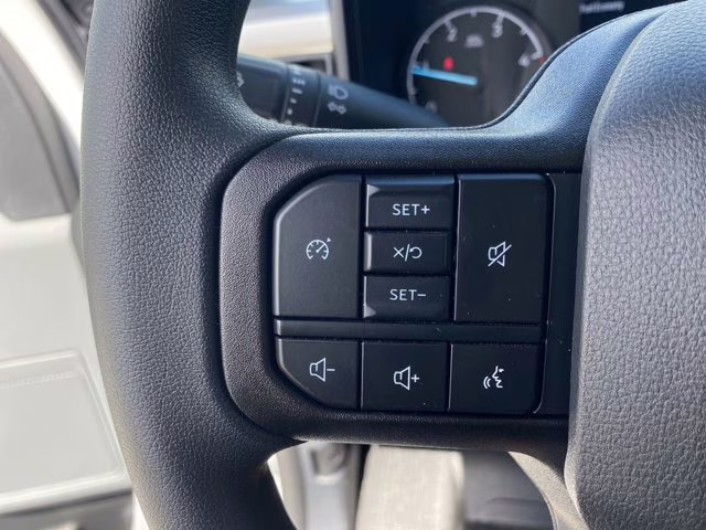 2026 Oxford White Ford Super Duty F-350 SRW XL 4X4 Truck