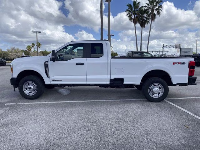 2026 Oxford White Ford Super Duty F-350 SRW XL 4X4 Truck