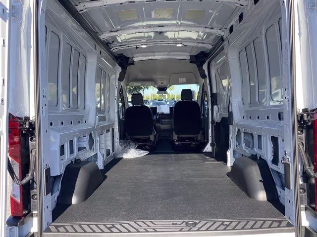 2026 Oxford White Ford Transit Cargo Van Base RWD Van