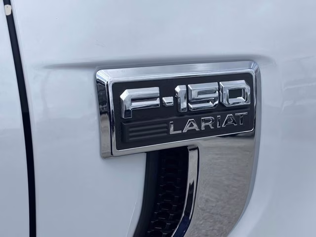 2026 Oxford White Ford F-150 LARIAT RWD Truck