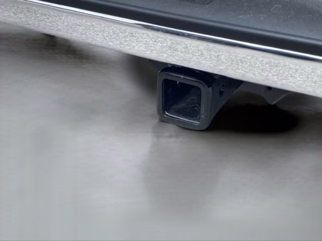 2026 Oxford White Ford F-150 LARIAT RWD Truck