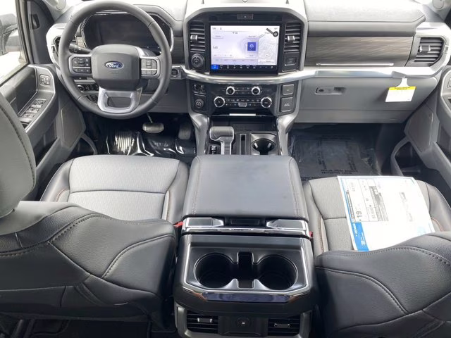 2026 Oxford White Ford F-150 LARIAT RWD Truck