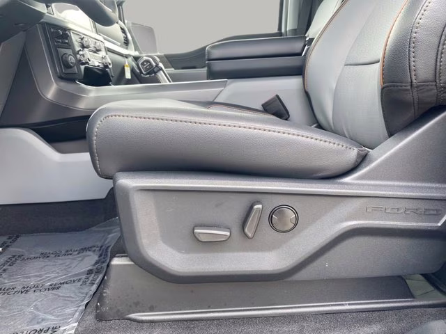 2026 Oxford White Ford F-150 LARIAT RWD Truck