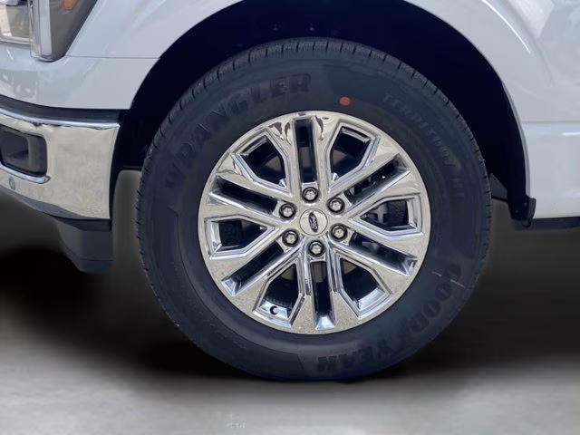 2026 Oxford White Ford F-150 LARIAT RWD Truck