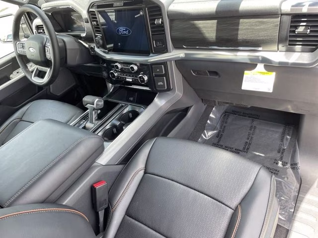 2026 Agate Black Metallic Ford F-150 LARIAT 4X4 Truck