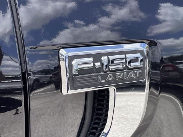 2026 Agate Black Metallic Ford F-150 LARIAT 4X4 Truck