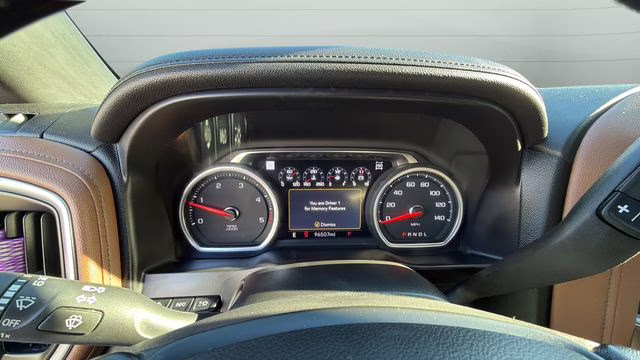 2021 Mosaic Black Metallic Chevrolet Silverado 3500HD High Country 4X4 Truck