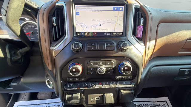 2021 Mosaic Black Metallic Chevrolet Silverado 3500HD High Country 4X4 Truck