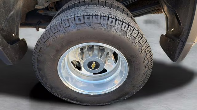 2021 Mosaic Black Metallic Chevrolet Silverado 3500HD High Country 4X4 Truck