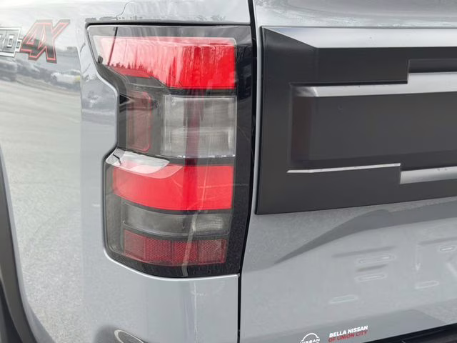 2026 Boulder Gray Pearl Nissan Frontier PRO-4X 4X4 Truck