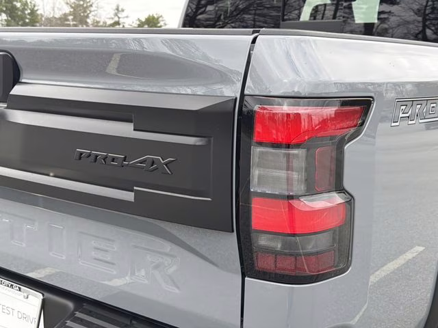 2026 Boulder Gray Pearl Nissan Frontier PRO-4X 4X4 Truck