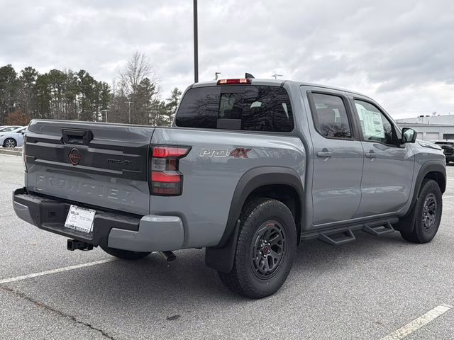 2026 Boulder Gray Pearl Nissan Frontier PRO-4X 4X4 Truck