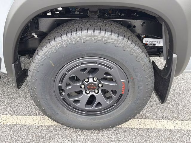 2026 Boulder Gray Pearl Nissan Frontier PRO-4X 4X4 Truck