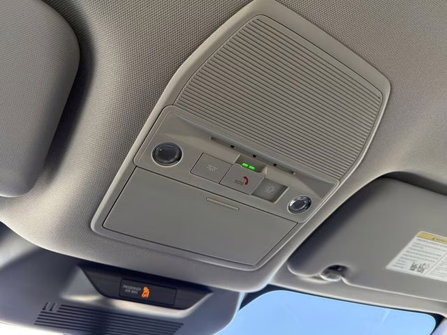 2026 Everest White Pearl Tricoat Nissan LEAF SV+ FWD SUV